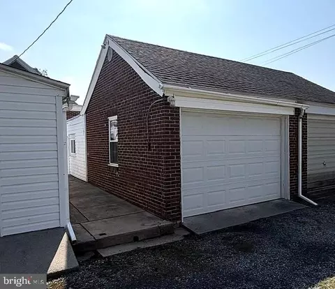 1341 Lacrosse Ave, Reading, PA 19607 photo 4