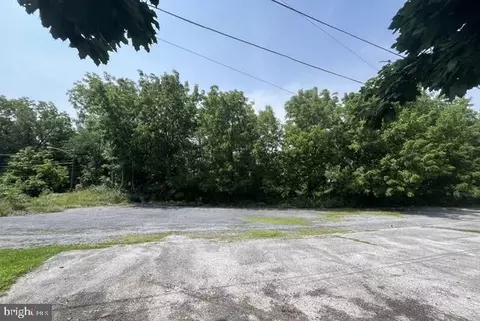 2202 Kutztown Rd, Reading, PA 19605 photo 9