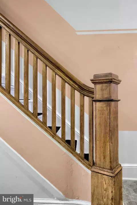 Entry Way - 320 Pear St, Reading, PA 19601 photo 4 of 10