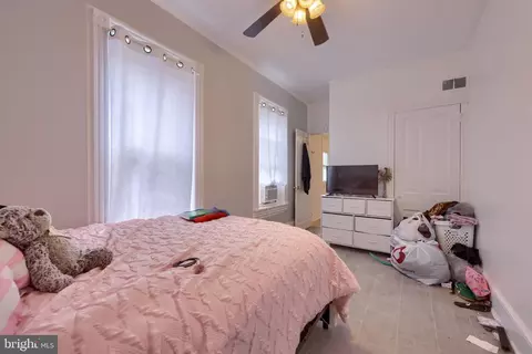 Bedroom - 320 Pear St, Reading, PA 19601 photo 1 of 6