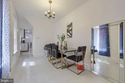 Dining - 320 Pear St, Reading, PA 19601 photo 1 of 3