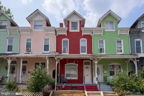 Exterior - 320 Pear St, Reading, PA 19601 photo 2 of 5