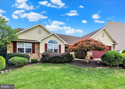 Exterior - 2506 Simon Dr, Sinking Spring, PA 19608 photo 2 of 7