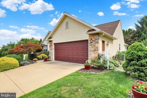 Exterior - 2506 Simon Dr, Sinking Spring, PA 19608 photo 6 of 7