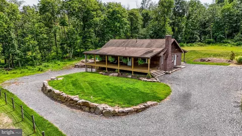 1309 Chestnut Hill Rd, Morgantown, PA 19543