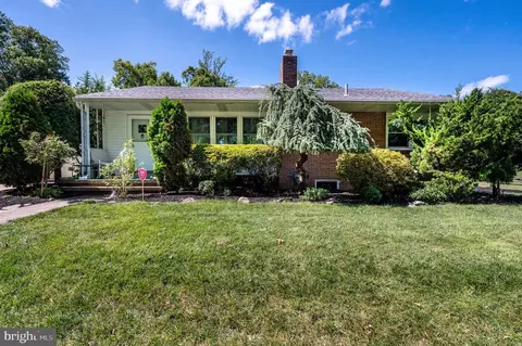 Exterior - 505 Sherwood St, Reading, PA 19607 photo 4 of 15