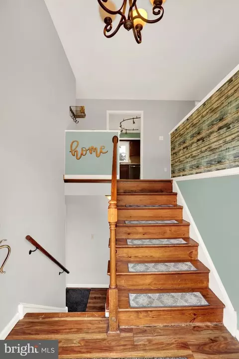 Entry Way - 809 Evergreen Dr, Reading, PA 19610 photo 1 of 3