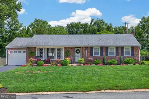 251 Maple Springs Dr, Birdsboro, PA 19508