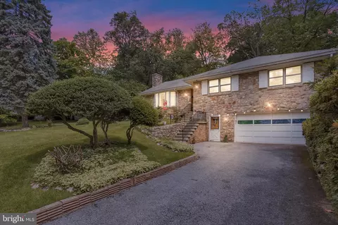1317 Lorraine Rd, Reading, PA 19604