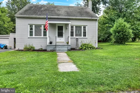 59 Limekiln Rd, Reading, PA 19606