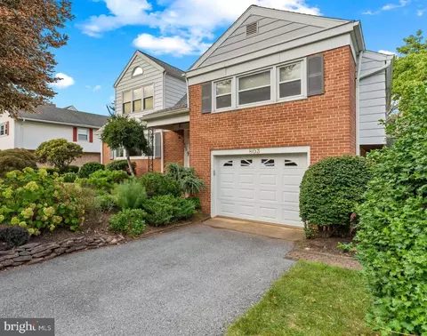 Exterior - 803 Jerome Pl, Reading, PA 19609 photo 2 of 6