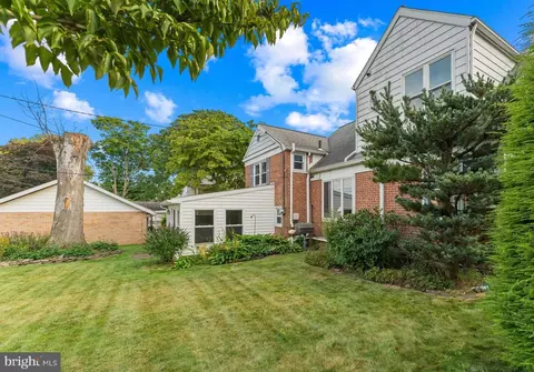Exterior - 803 Jerome Pl, Reading, PA 19609 photo 6 of 6