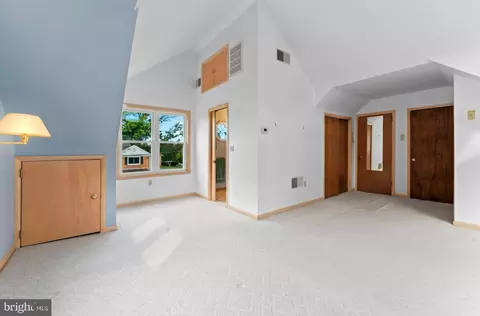 Bedroom - 803 Jerome Pl, Reading, PA 19609 photo 6 of 6