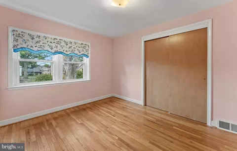 Bedroom - 803 Jerome Pl, Reading, PA 19609 photo 3 of 6