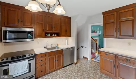 Other - 803 Jerome Pl, Reading, PA 19609 photo 2 of 12