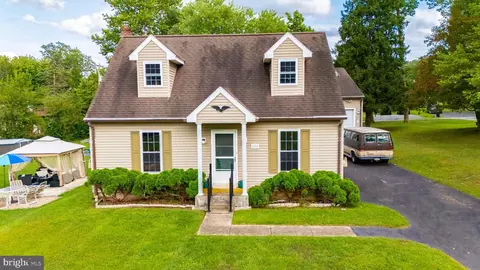 Exterior - 626 Sheerlund Rd, Reading, PA 19607 photo 8 of 13