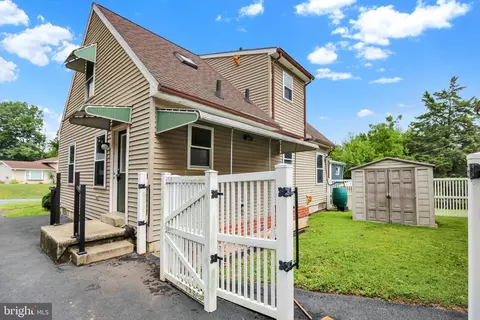 Exterior - 626 Sheerlund Rd, Reading, PA 19607 photo 5 of 13