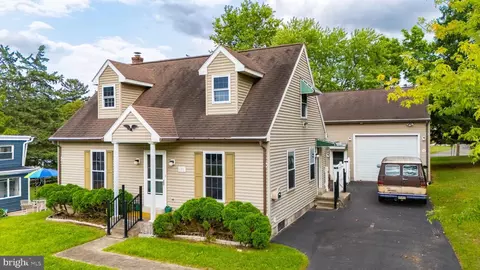 Exterior - 626 Sheerlund Rd, Reading, PA 19607 photo 11 of 13