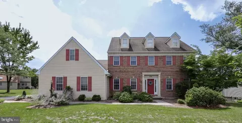 702 Sycamore Rd, Mohnton, PA 19540