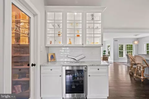 Kitchen - 54 Glen Oley Dr, Reading, PA 19606 photo 4 of 7