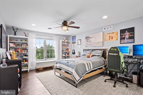 Bedroom - 54 Glen Oley Dr, Reading, PA 19606 photo 6 of 6