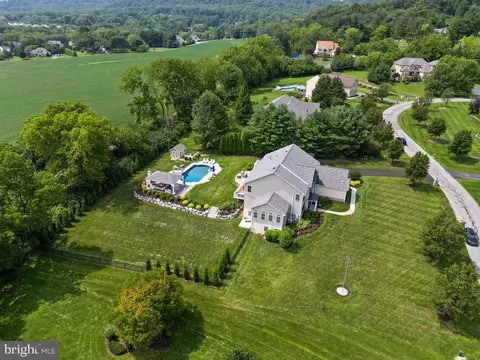 View/Area - 54 Glen Oley Dr, Reading, PA 19606 photo 5 of 7