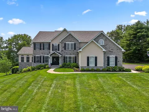 Exterior - 54 Glen Oley Dr, Reading, PA 19606 photo 2 of 15