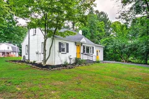 Exterior - 1535 Welsh Rd, Reading, PA 19607 photo 3 of 11