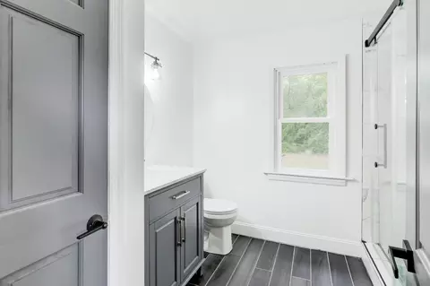 Bath - 1535 Welsh Rd, Reading, PA 19607 photo 1 of 3