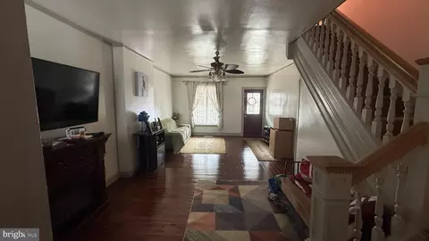 Entry Way - 1225 Church St, Reading, PA 19601 photo 1 of 9