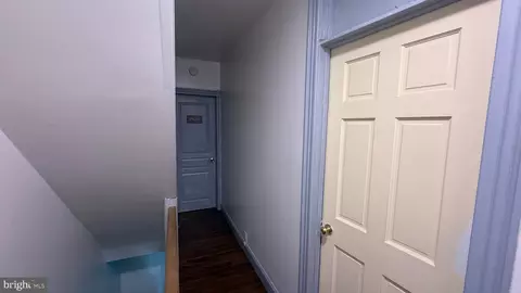 Entry Way - 1225 Church St, Reading, PA 19601 photo 8 of 9