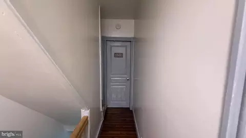 Entry Way - 1225 Church St, Reading, PA 19601 photo 7 of 9