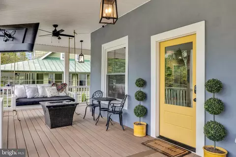 Exterior - 3909 River Rd, Reading, PA 19605 photo 6 of 10