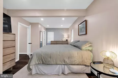Bedroom - 3909 River Rd, Reading, PA 19605 photo 2 of 6