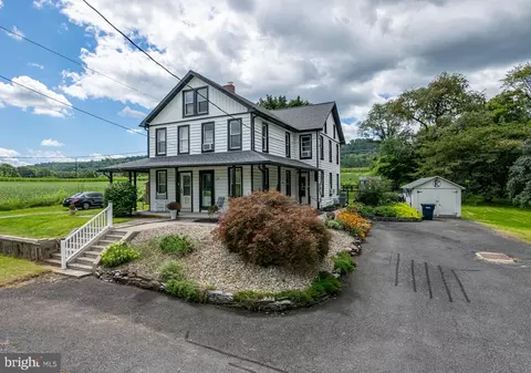 134 Old West Penn Ave, Wernersville, PA 19565