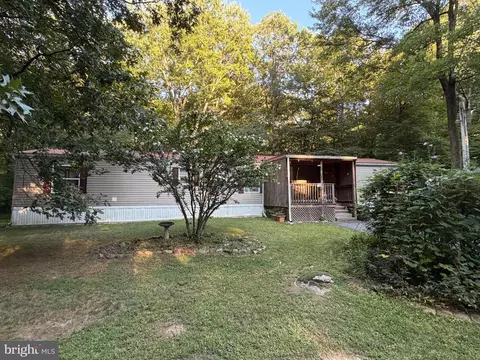 21 Rocky Ln, Mertztown, PA 19539