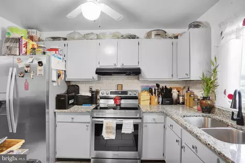 Kitchen - 8 Bentley Ct, Reading, PA 19601 photo 1 of 2
