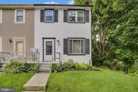 Exterior - 8 Bentley Ct, Reading, PA 19601 photo 4 of 7