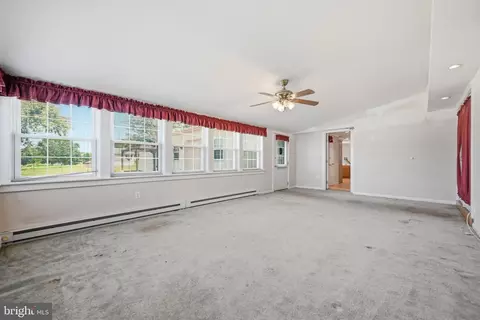 Living - 19 Dairy Ln, Barto, PA 19504 photo 14 of 15