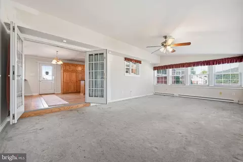 Living - 19 Dairy Ln, Barto, PA 19504 photo 12 of 15