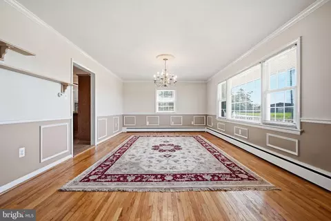 Living - 19 Dairy Ln, Barto, PA 19504 photo 4 of 15