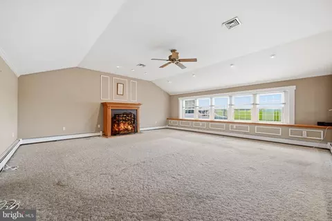 Living - 19 Dairy Ln, Barto, PA 19504 photo 8 of 15