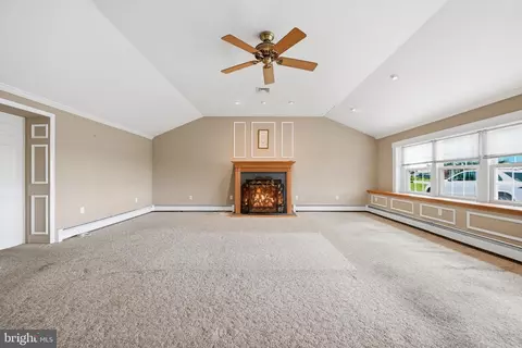 Living - 19 Dairy Ln, Barto, PA 19504 photo 9 of 15