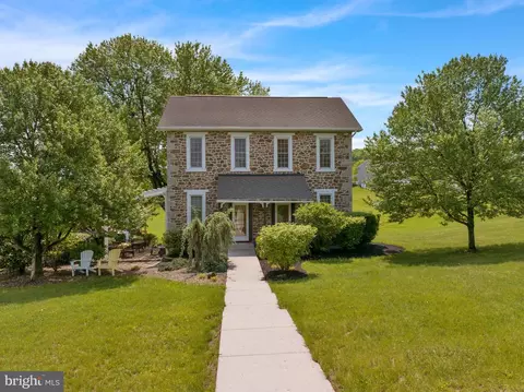 739 Boar Rd, Mohrsville, PA 19541