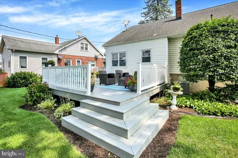 Exterior - 305 Marshall Dr, Reading, PA 19607 photo 6 of 9