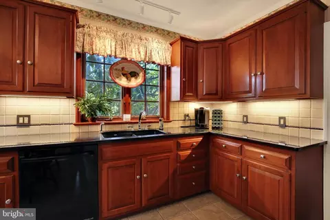 Kitchen - 109 E 36th St, Reading, PA 19606 photo 2 of 3