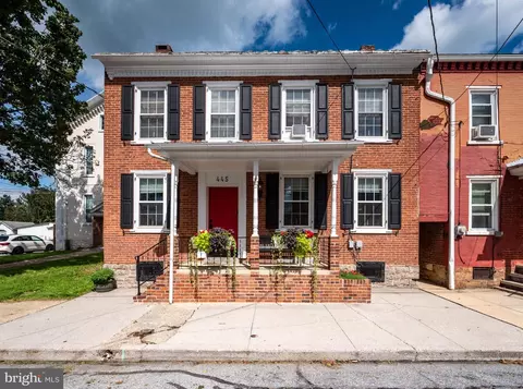 445 N Main St, Bernville, PA 19506