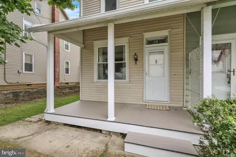 Exterior - 36 S Miller St, Reading, PA 19607 photo 2 of 5
