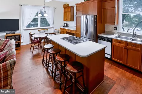 Kitchen - 83 Flint Ridge Dr, Reading, PA 19607 photo 2 of 3