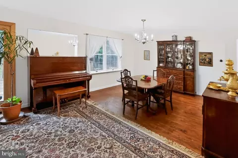 Dining - 83 Flint Ridge Dr, Reading, PA 19607 photo 1 of 2